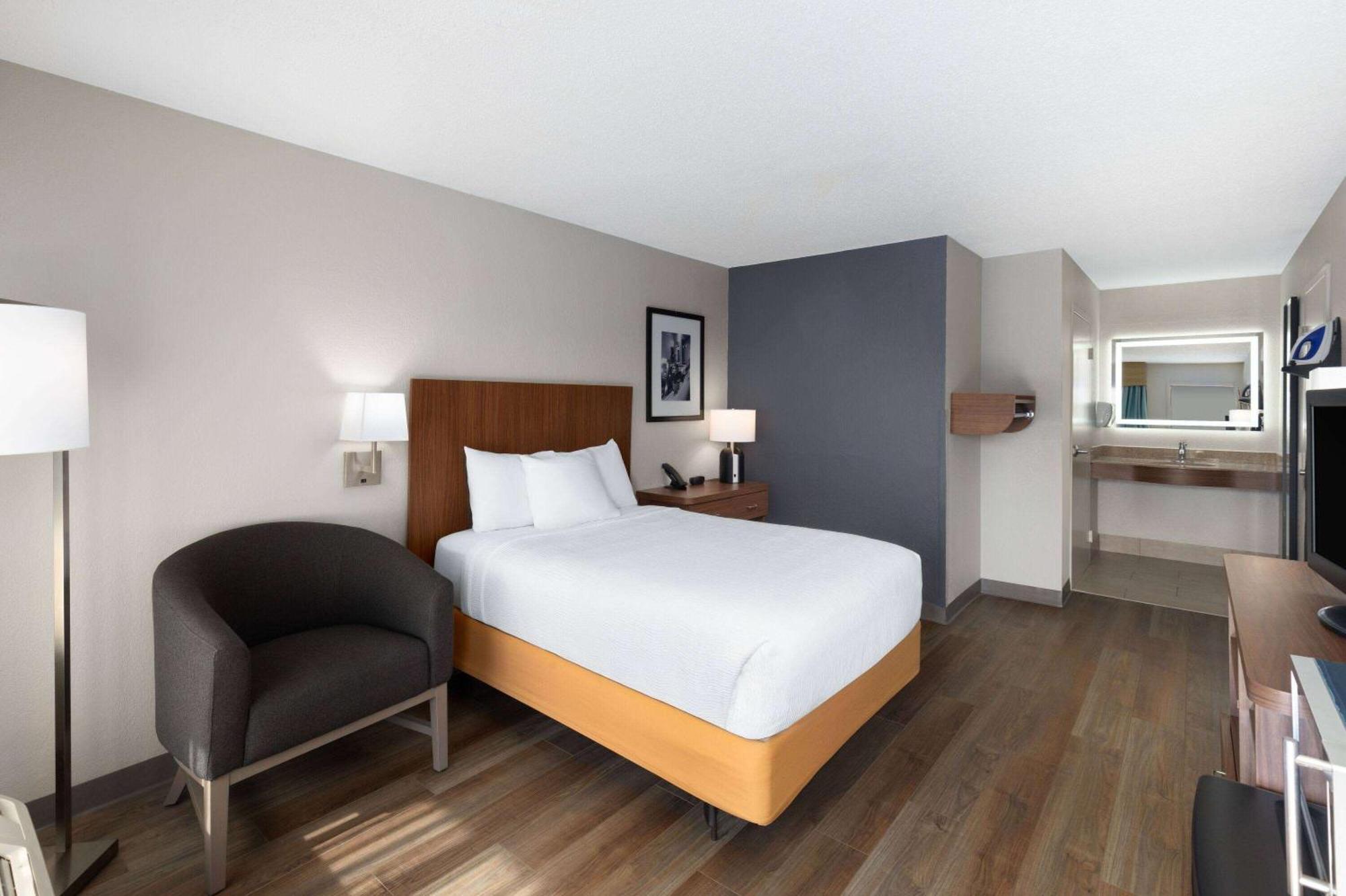 Baymont By Wyndham Nashville Airport Eksteriør billede